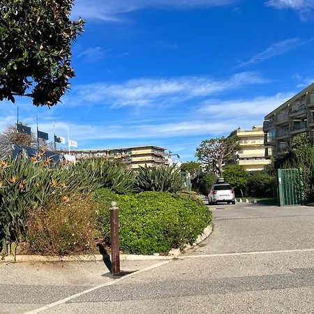 Cote D'azur Pool & Apartament *